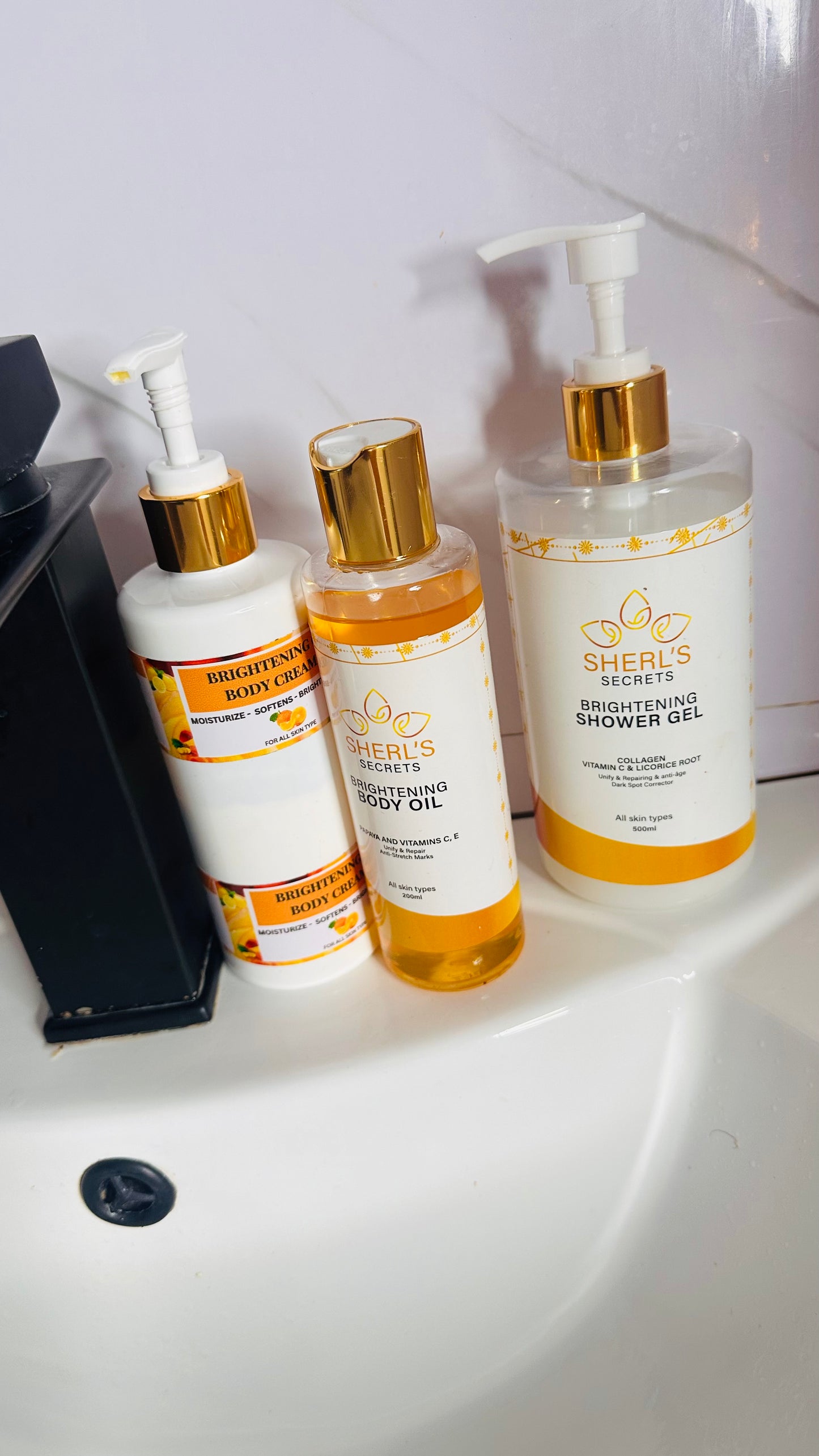 MOISTURIZING & BRIGHTENING SET 🌟