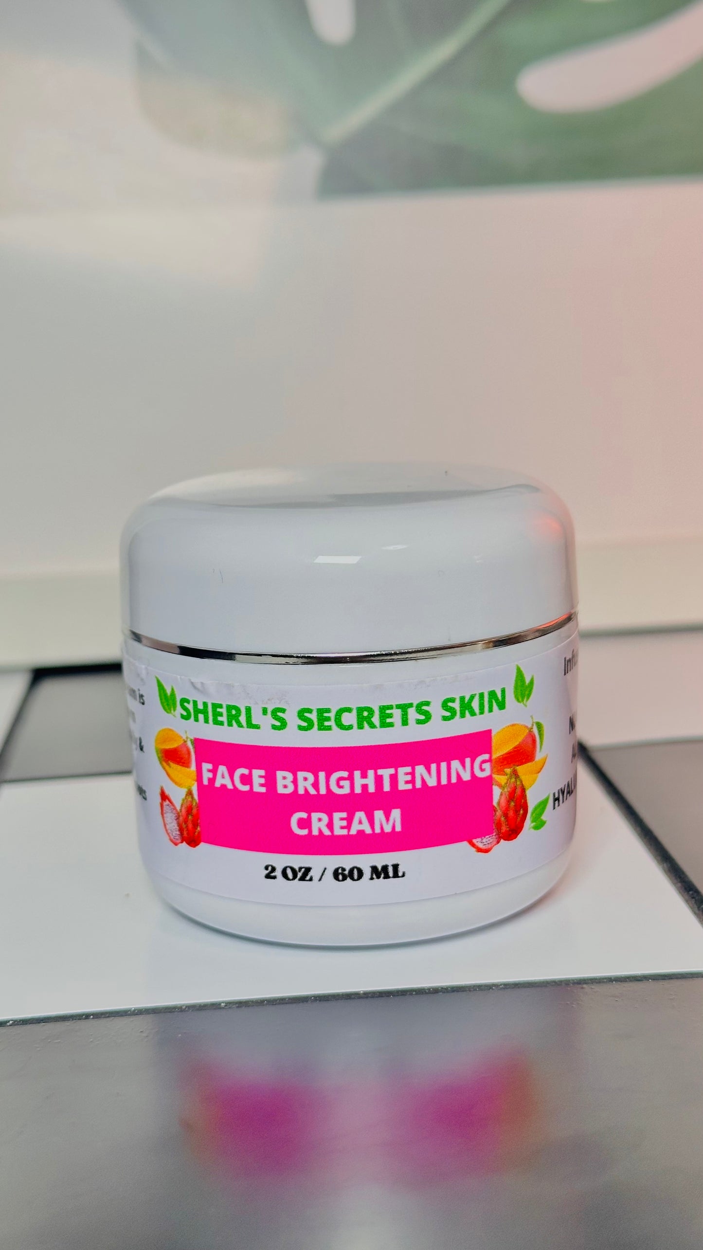 CREMA ILUMINADORA DEL ROSTRO