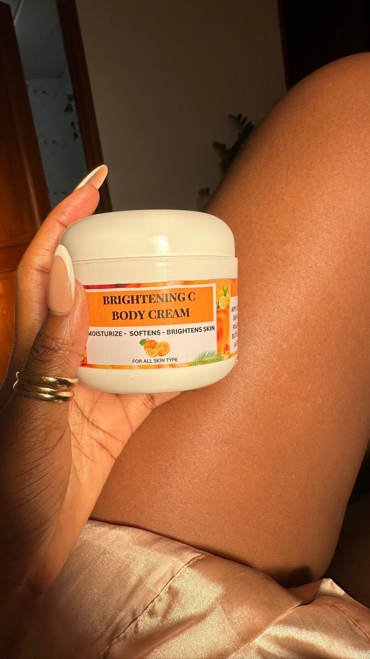 BRIGHTENING C BODY CREAM 4 oz