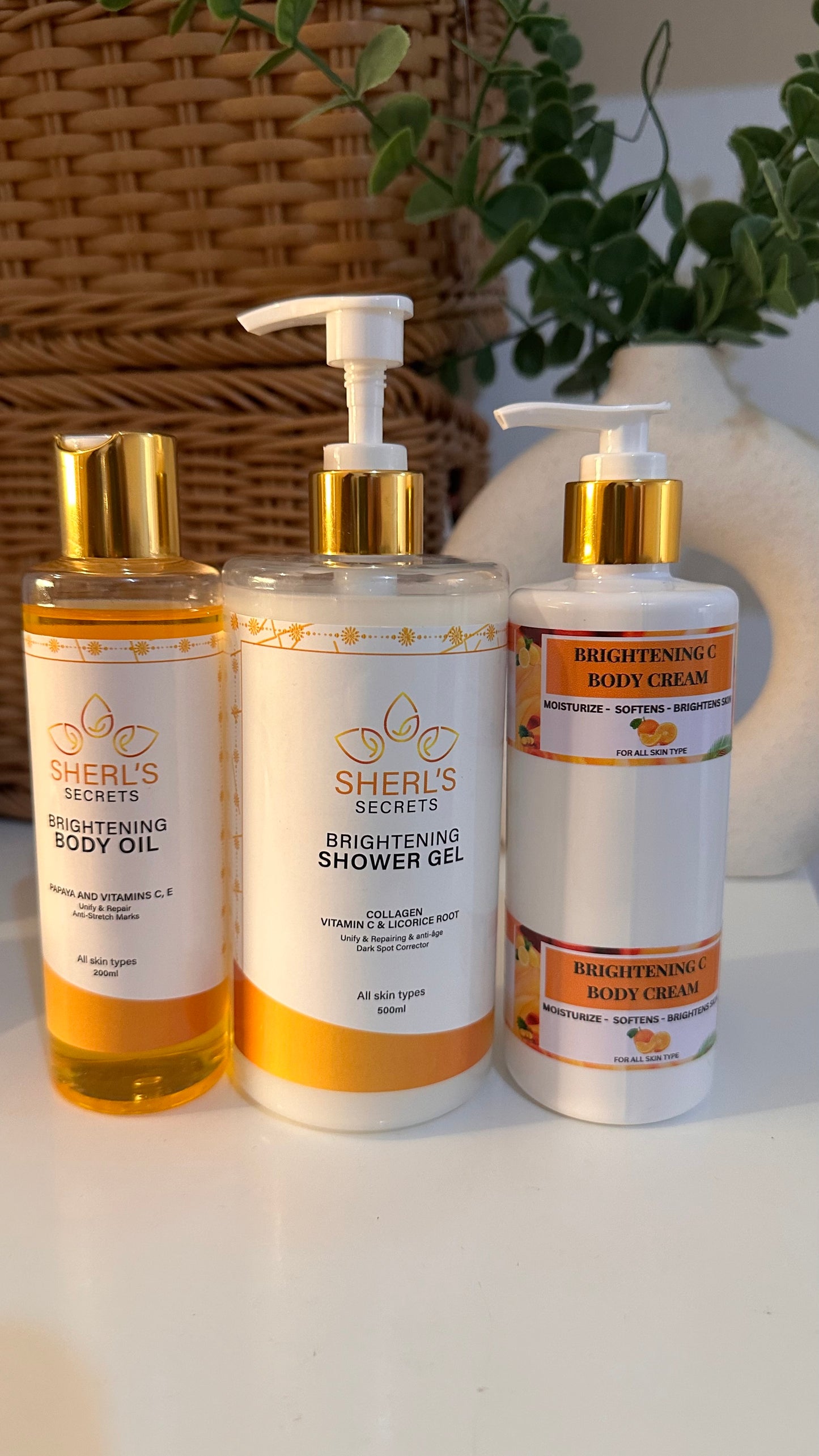 MOISTURIZING & BRIGHTENING SET 🌟