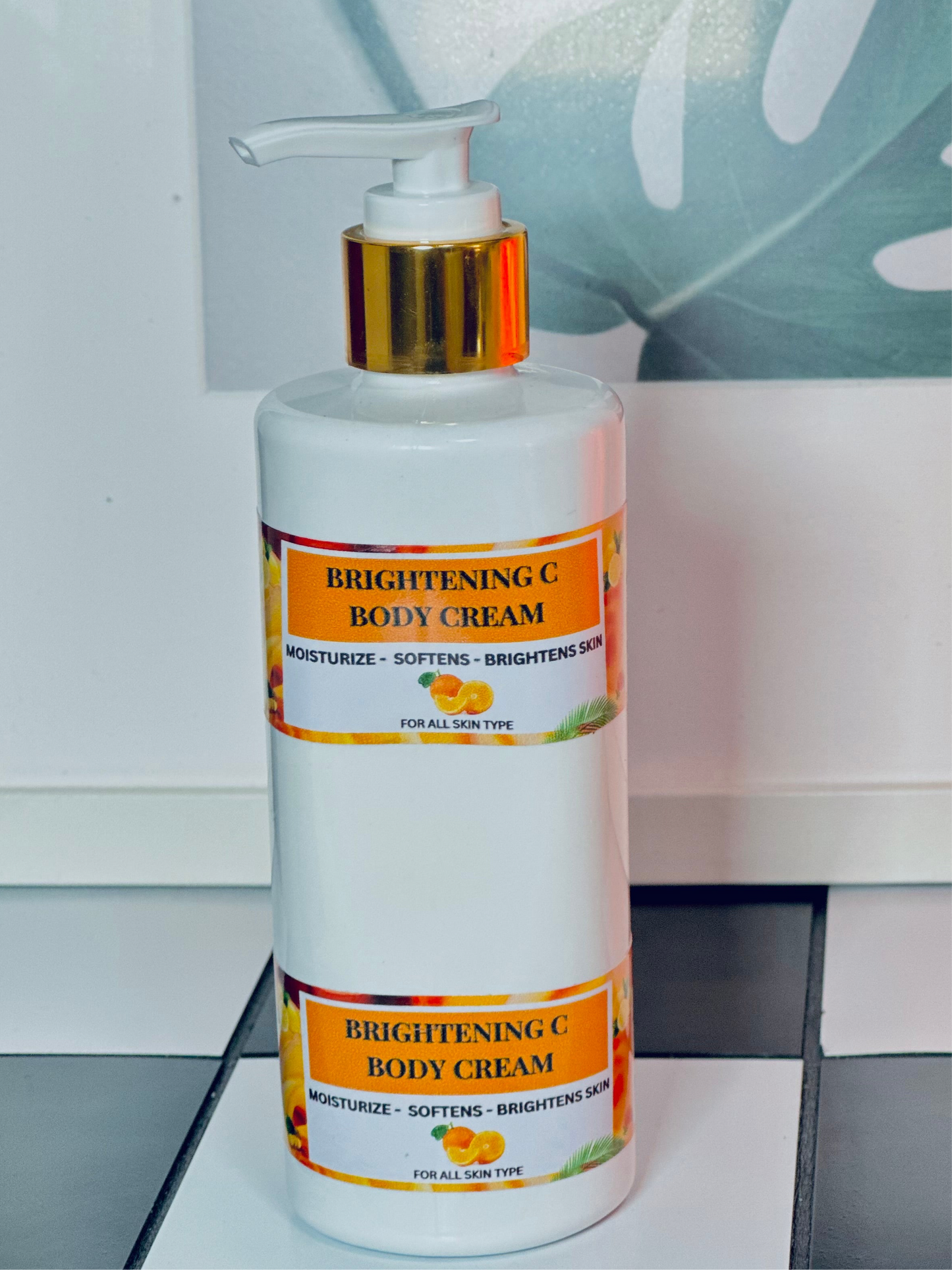 BRIGHTENING C BODY CREAM 10 oz